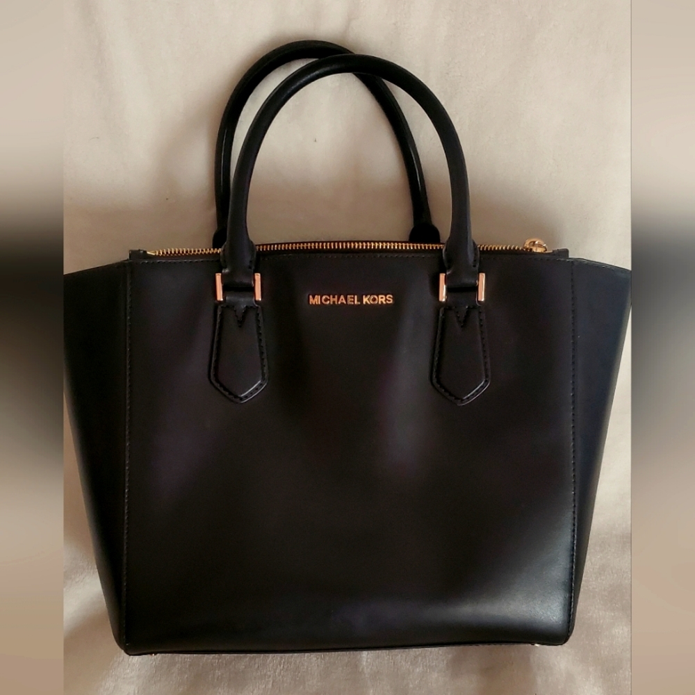 MK Purse